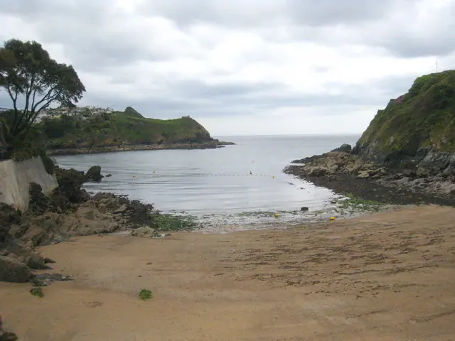 The beach at Readymoney Cove