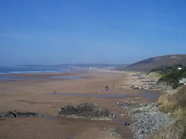 Putsborough : North Devon Coast Looking back towards Woolacombe from Putsborough.