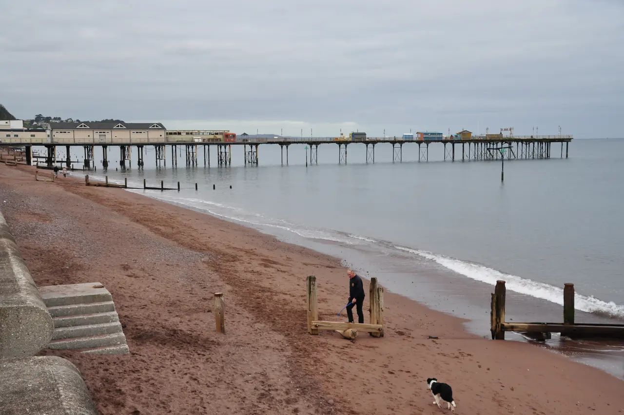 Teignmouth Pier and beach