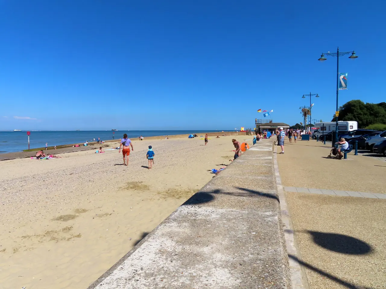 The beach and promenade at Ryde