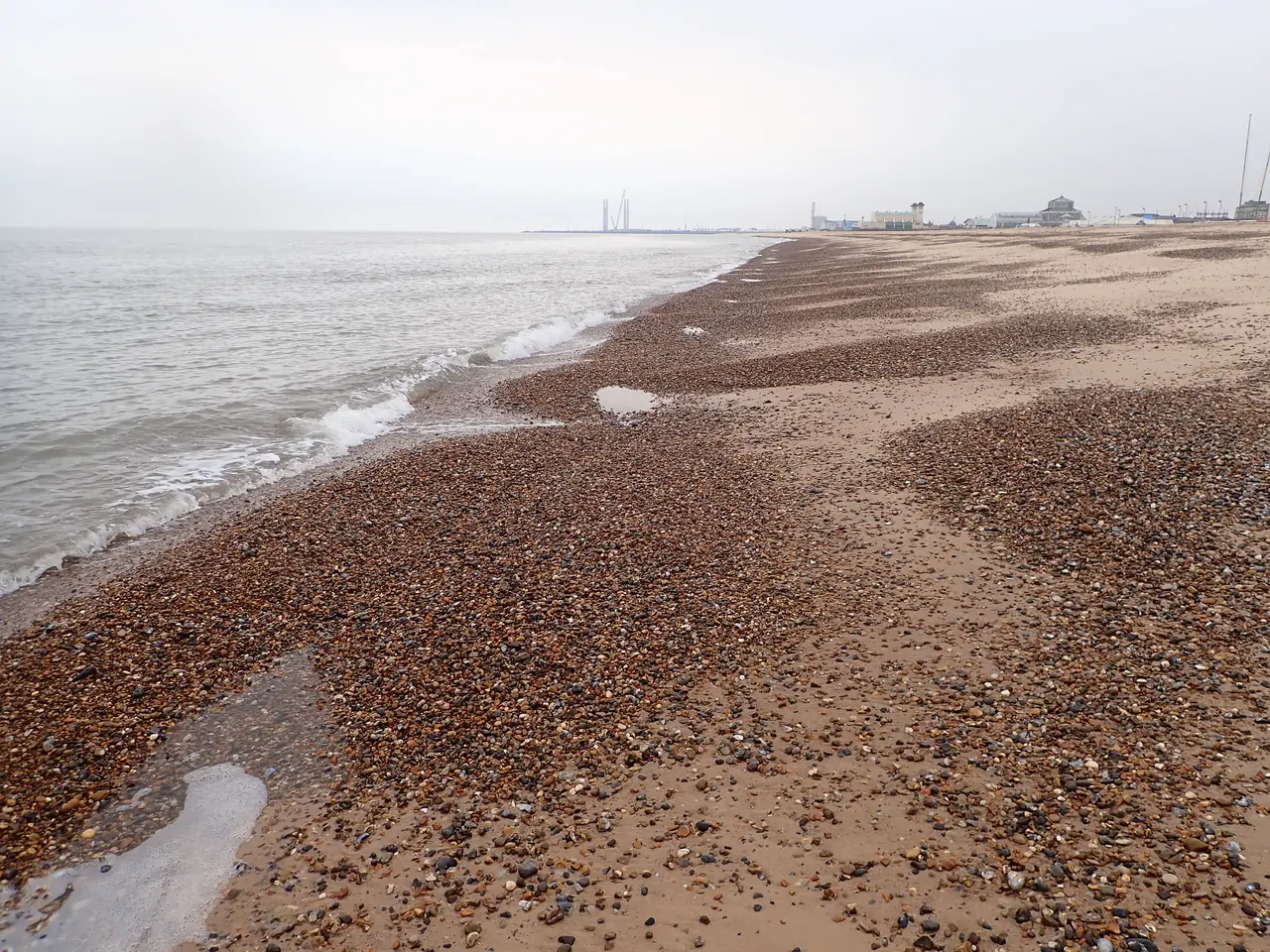 Looking south on Great Yarmouth beach
