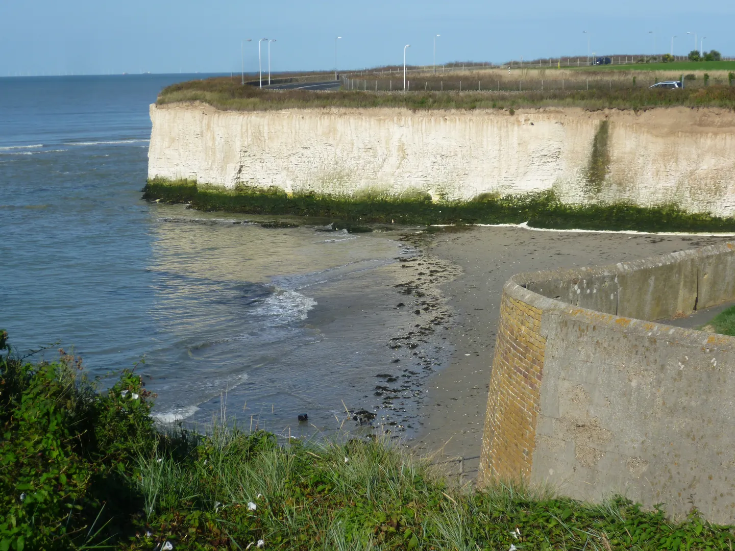 Water and chalk cliffs at Epple Bay in Birchington